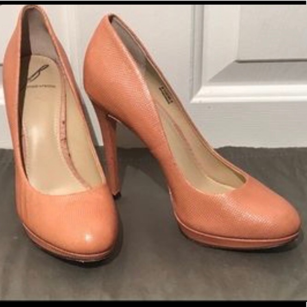 Frédérique Orange Brian Atwood Pump